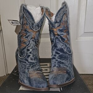 DINGO Y'AlI Need Dolly Western Boot